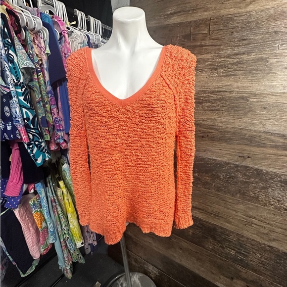 Free People Orange Peach V-Neck Sweater - Picture 1 of 8
